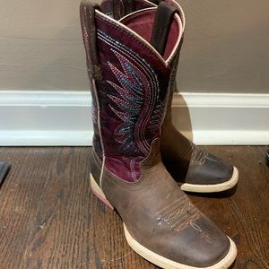Cute Colorful Ariat Vaquera Cowboy Boots